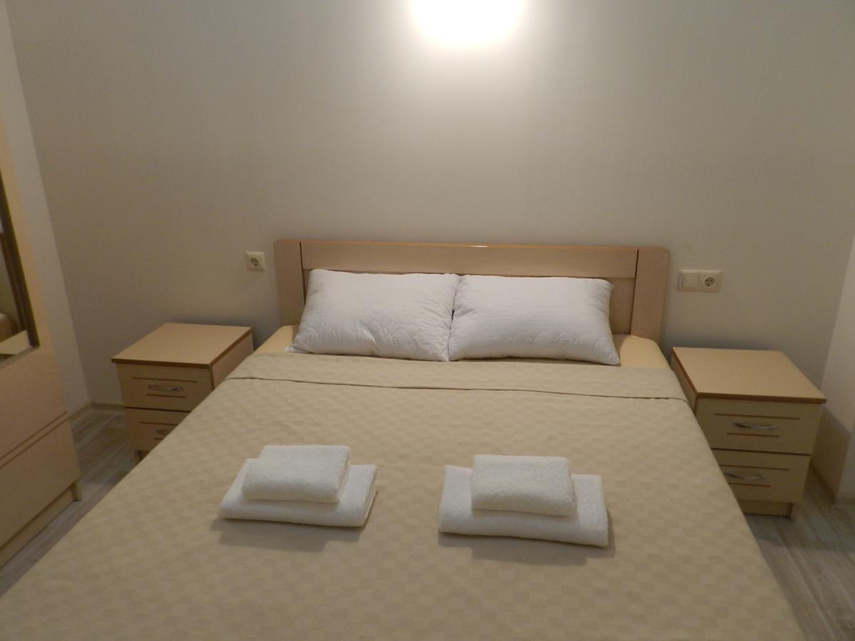Subtropic Apartments 巴统 外观 照片