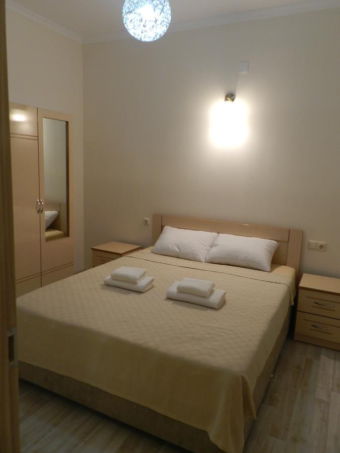Subtropic Apartments 巴统 外观 照片