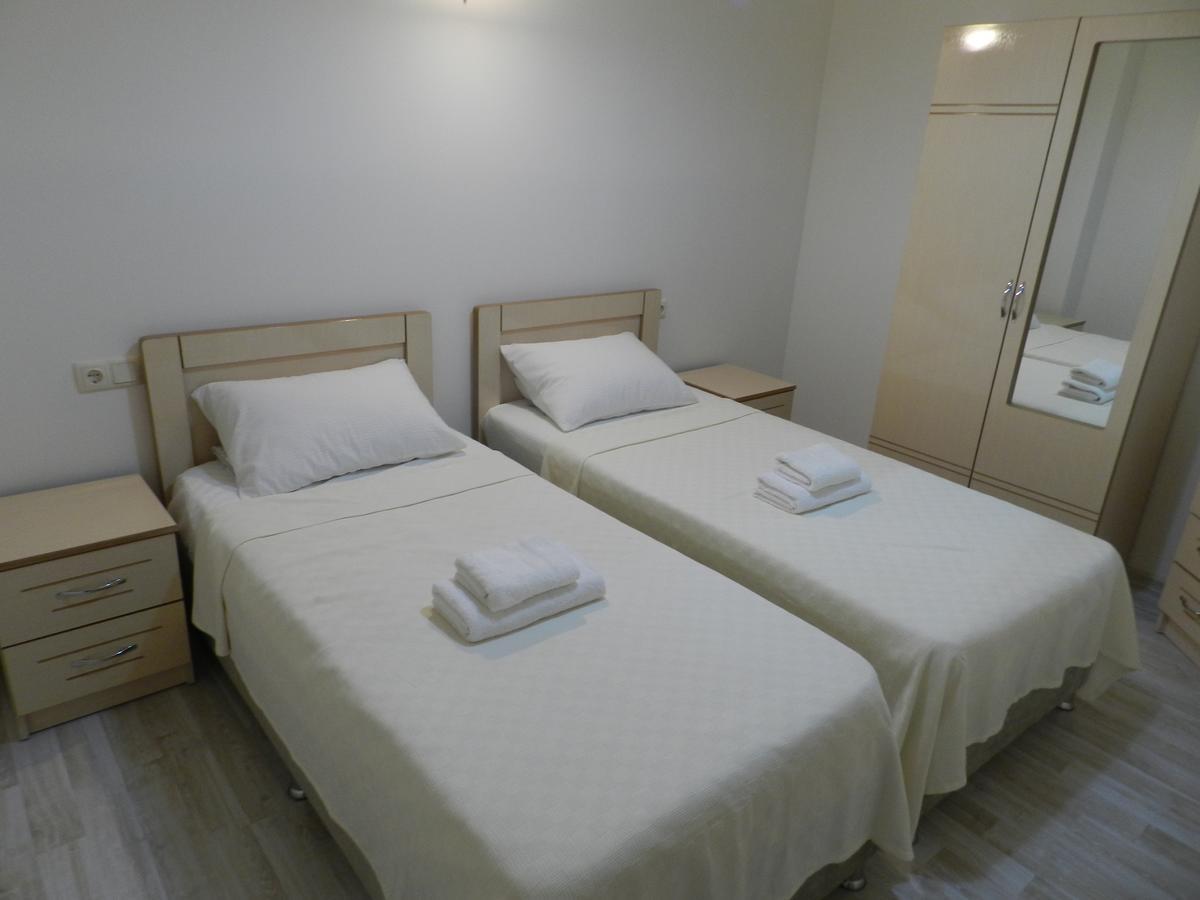 Subtropic Apartments 巴统 外观 照片