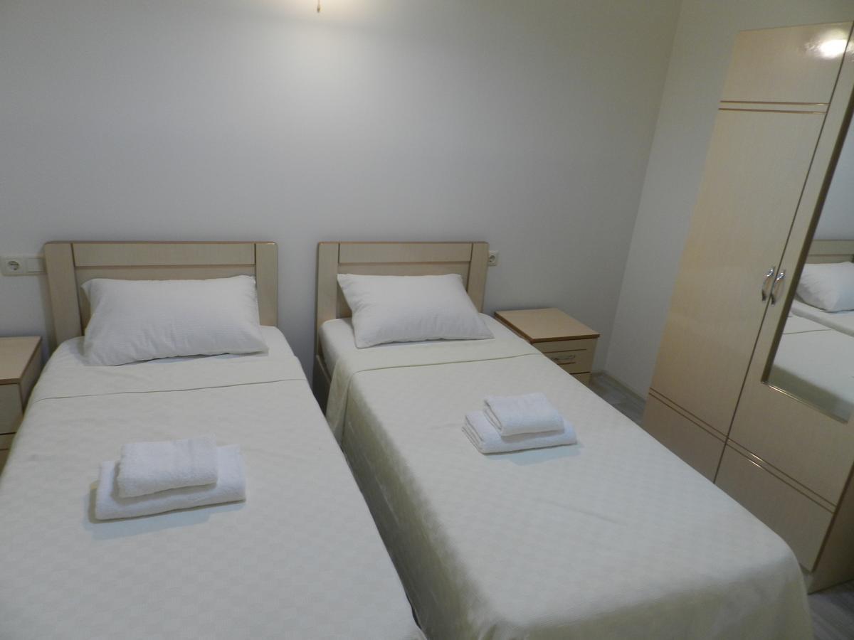 Subtropic Apartments 巴统 外观 照片