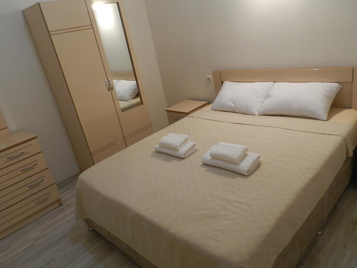 Subtropic Apartments 巴统 外观 照片
